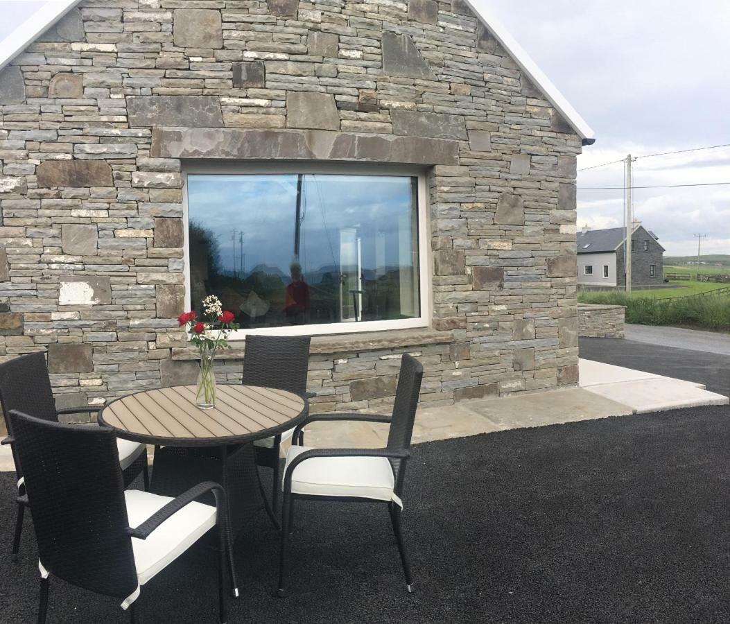 ליסקאנור Conway'S Cottage With Sea View Nestling By Cliffs-Of-Moher מראה חיצוני תמונה